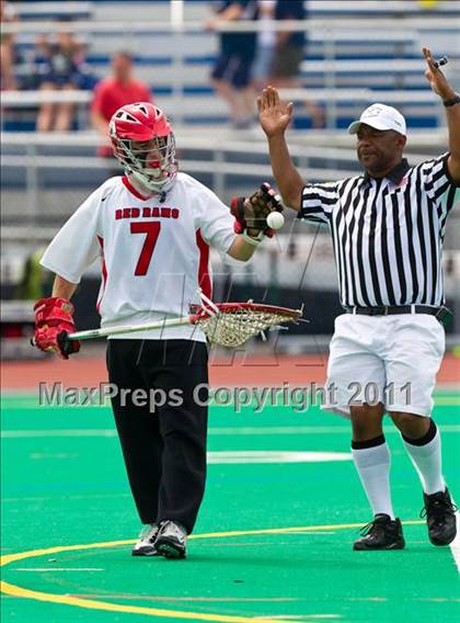 Thumbnail 1 in Garden City vs. Jamesville-DeWitt (NYSPHSAA Class B Final) photogallery.