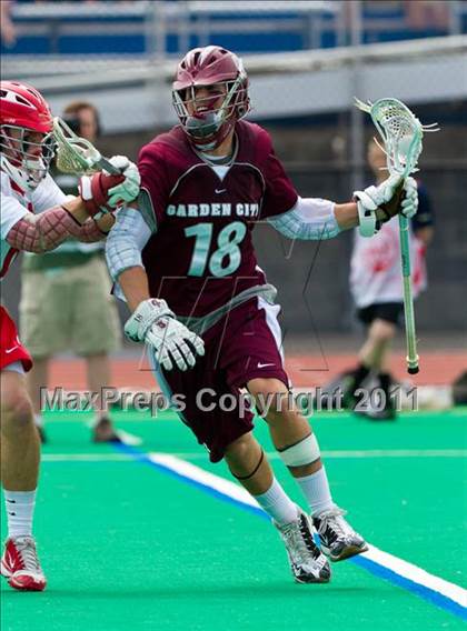 Thumbnail 1 in Garden City vs. Jamesville-DeWitt (NYSPHSAA Class B Final) photogallery.