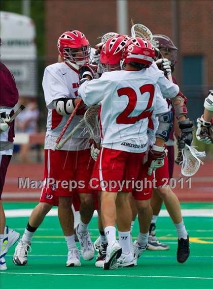Thumbnail 2 in Garden City vs. Jamesville-DeWitt (NYSPHSAA Class B Final) photogallery.