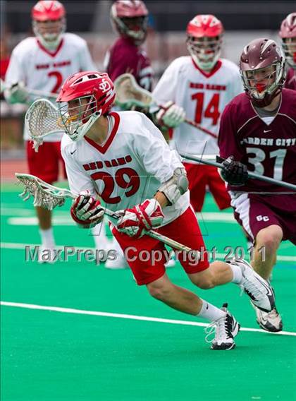 Thumbnail 2 in Garden City vs. Jamesville-DeWitt (NYSPHSAA Class B Final) photogallery.