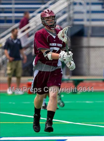 Thumbnail 1 in Garden City vs. Jamesville-DeWitt (NYSPHSAA Class B Final) photogallery.