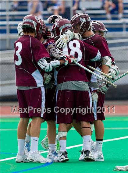 Thumbnail 1 in Garden City vs. Jamesville-DeWitt (NYSPHSAA Class B Final) photogallery.