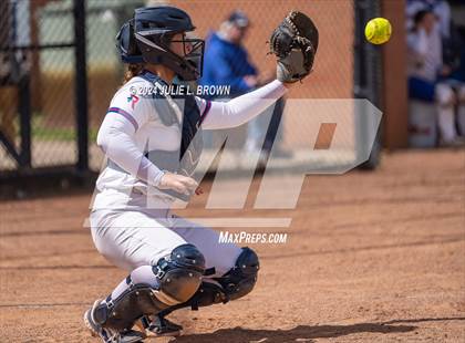Thumbnail 3 in Carmel vs Roncalli (Carmel Invite) photogallery.