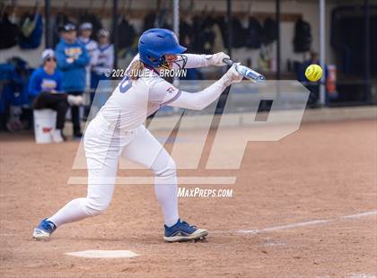 Thumbnail 3 in Carmel vs Roncalli (Carmel Invite) photogallery.
