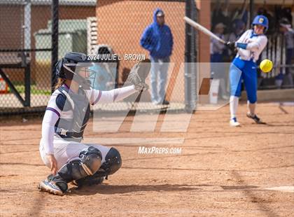 Thumbnail 3 in Carmel vs Roncalli (Carmel Invite) photogallery.