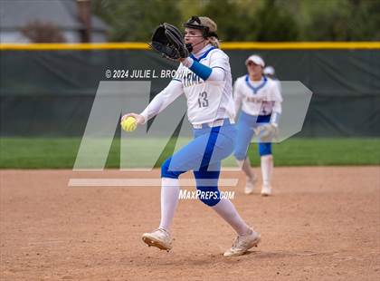Thumbnail 3 in Carmel vs Roncalli (Carmel Invite) photogallery.