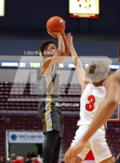 Thumbnail 3 in Devon Prep vs. Aliquippa (PIAA 3A Championship) photogallery.