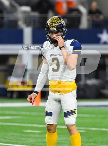 Thumbnail 2 in Stephenville vs. Kennedale (UIL 4A Division 1 Semifinal) photogallery.