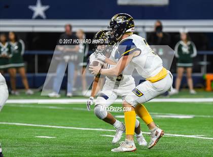 Thumbnail 1 in Stephenville vs. Kennedale (UIL 4A Division 1 Semifinal) photogallery.