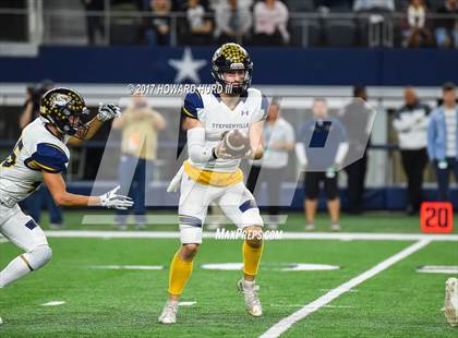 Thumbnail 3 in Stephenville vs. Kennedale (UIL 4A Division 1 Semifinal) photogallery.
