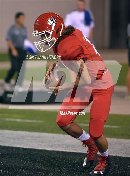 Thumbnail 3 in Kakuku vs. Bingham (Polynesian Football Classic) photogallery.