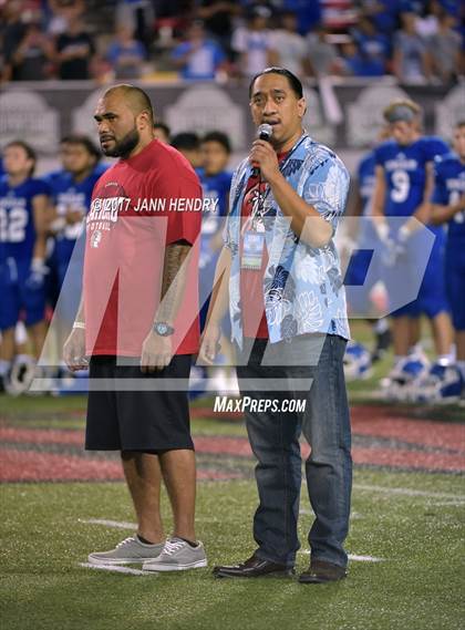 Thumbnail 1 in Kakuku vs. Bingham (Polynesian Football Classic) photogallery.
