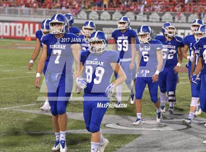 Thumbnail 3 in Kakuku vs. Bingham (Polynesian Football Classic) photogallery.