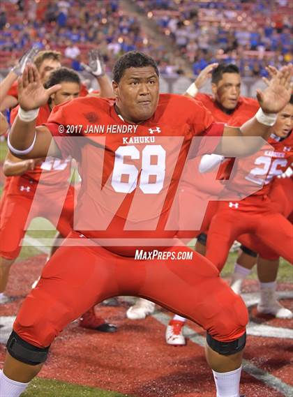 Thumbnail 2 in Kakuku vs. Bingham (Polynesian Football Classic) photogallery.