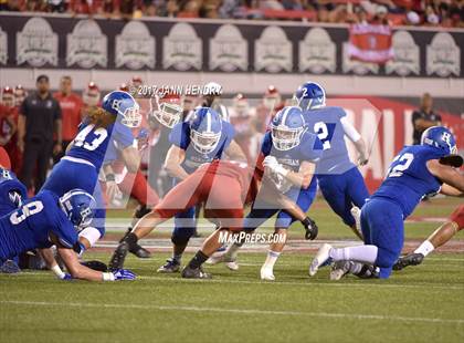 Thumbnail 2 in Kakuku vs. Bingham (Polynesian Football Classic) photogallery.
