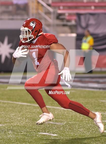 Thumbnail 3 in Kakuku vs. Bingham (Polynesian Football Classic) photogallery.