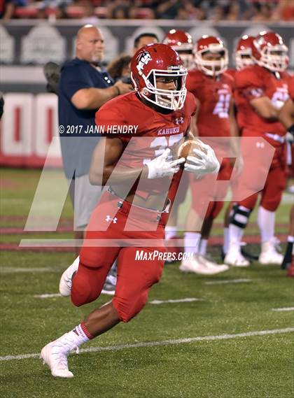 Thumbnail 2 in Kakuku vs. Bingham (Polynesian Football Classic) photogallery.