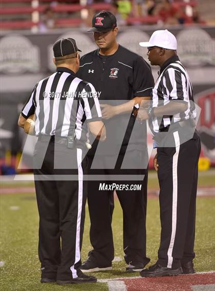 Thumbnail 3 in Kakuku vs. Bingham (Polynesian Football Classic) photogallery.