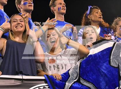 Thumbnail 1 in Kakuku vs. Bingham (Polynesian Football Classic) photogallery.