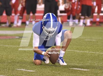 Thumbnail 2 in Kakuku vs. Bingham (Polynesian Football Classic) photogallery.