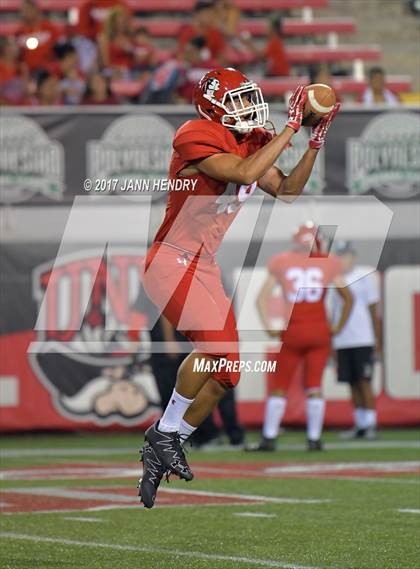 Thumbnail 3 in Kakuku vs. Bingham (Polynesian Football Classic) photogallery.