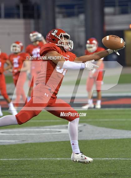 Thumbnail 1 in Kakuku vs. Bingham (Polynesian Football Classic) photogallery.