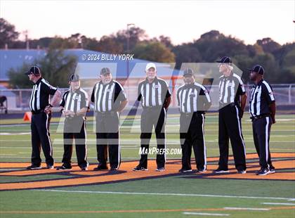 Thumbnail 2 in Grand Saline vs Palmer photogallery.