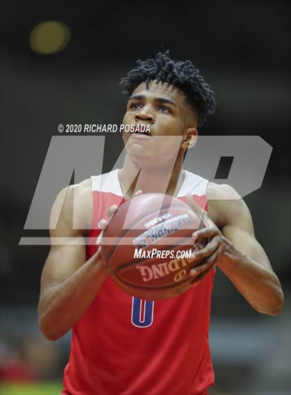 Thumbnail 1 in Clovis West vs. San Joaquin Memorial (CIF Open Division Central Section Finals) photogallery.