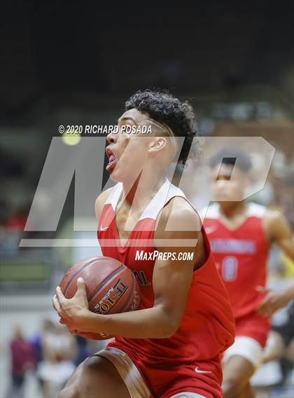 Thumbnail 1 in Clovis West vs. San Joaquin Memorial (CIF Open Division Central Section Finals) photogallery.