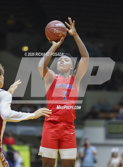 Thumbnail 3 in Clovis West vs. San Joaquin Memorial (CIF Open Division Central Section Finals) photogallery.