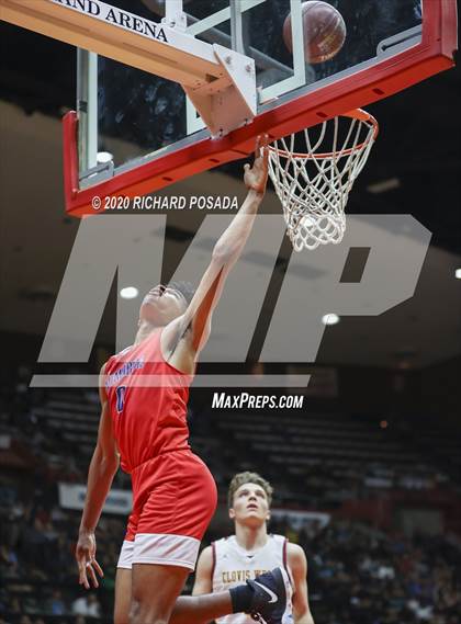 Thumbnail 2 in Clovis West vs. San Joaquin Memorial (CIF Open Division Central Section Finals) photogallery.