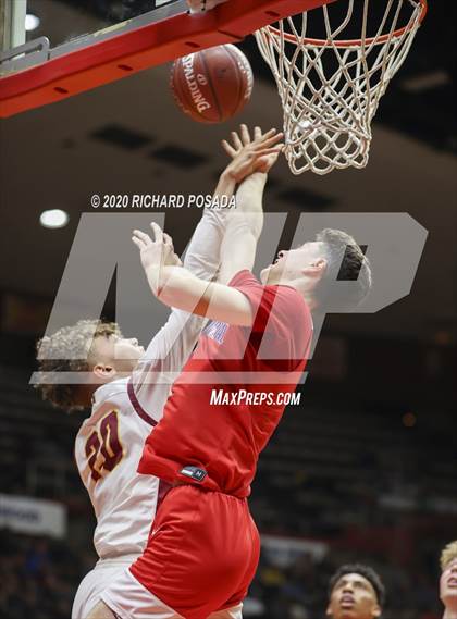 Thumbnail 1 in Clovis West vs. San Joaquin Memorial (CIF Open Division Central Section Finals) photogallery.