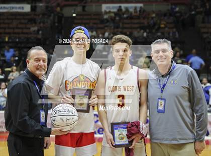 Thumbnail 2 in Clovis West vs. San Joaquin Memorial (CIF Open Division Central Section Finals) photogallery.