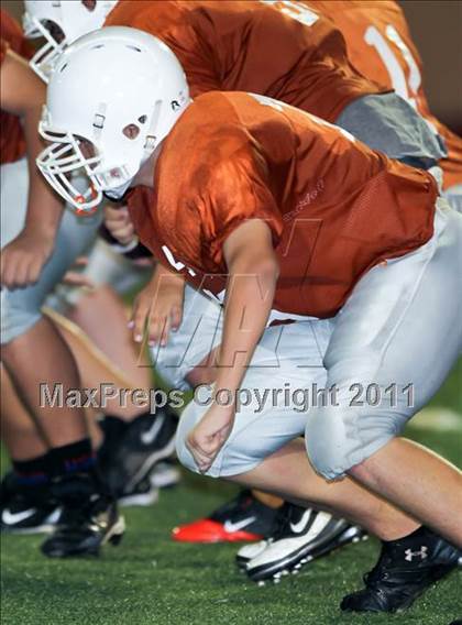 Thumbnail 3 in South Houston Freshman A @ Alvin Freshman Orange photogallery.