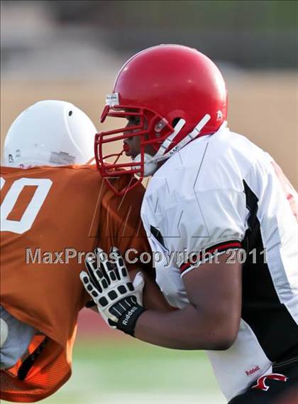 Thumbnail 3 in South Houston Freshman A @ Alvin Freshman Orange photogallery.