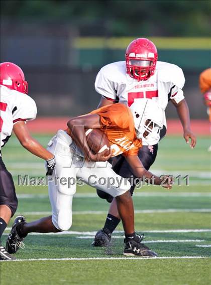 Thumbnail 1 in South Houston Freshman A @ Alvin Freshman Orange photogallery.