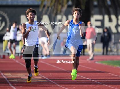 Thumbnail 2 in College of Marin Meet photogallery.