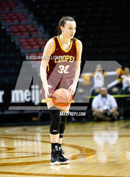 Thumbnail 3 in Cooper vs Dixie (KHSAA 9th Region Semifinal) photogallery.