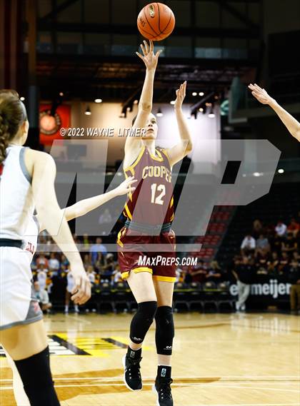 Thumbnail 3 in Cooper vs Dixie (KHSAA 9th Region Semifinal) photogallery.