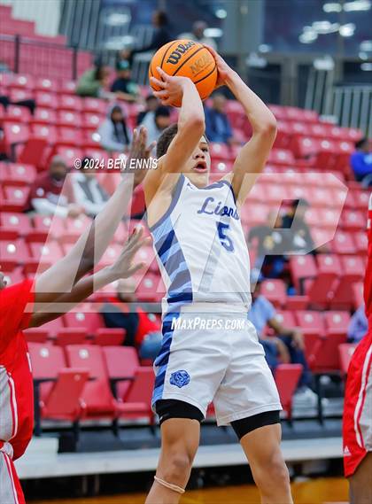Thumbnail 2 in Lovett vs. Woodland (Region 5-AAAA Tournament) photogallery.