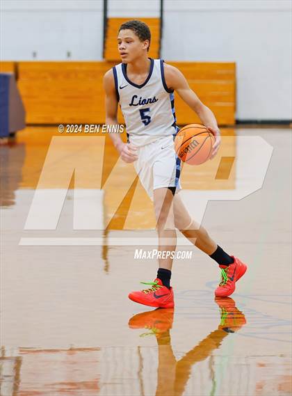 Thumbnail 2 in Lovett vs. Woodland (Region 5-AAAA Tournament) photogallery.