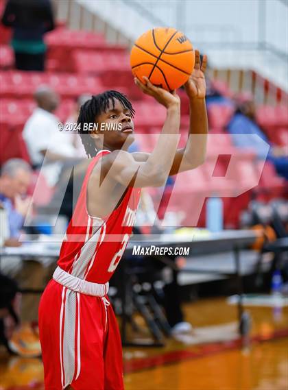 Thumbnail 2 in Lovett vs. Woodland (Region 5-AAAA Tournament) photogallery.