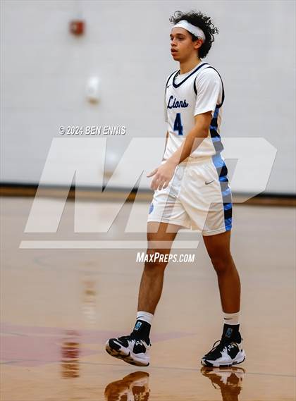 Thumbnail 1 in Lovett vs. Woodland (Region 5-AAAA Tournament) photogallery.
