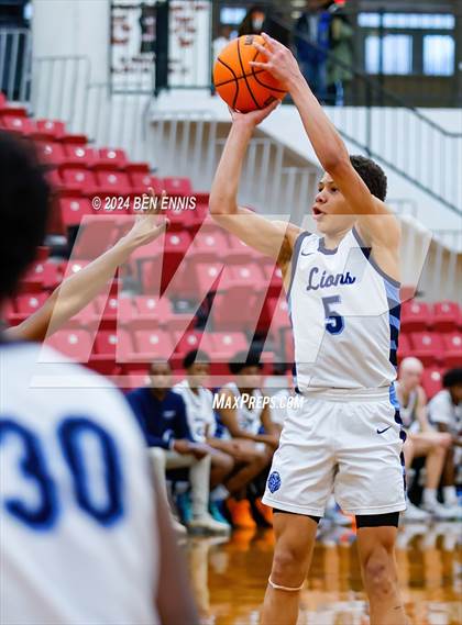 Thumbnail 3 in Lovett vs. Woodland (Region 5-AAAA Tournament) photogallery.