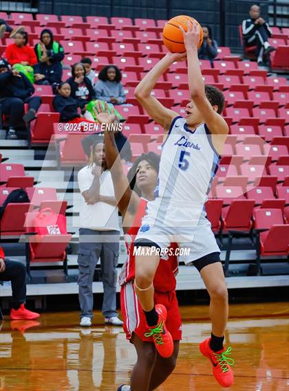 Thumbnail 3 in Lovett vs. Woodland (Region 5-AAAA Tournament) photogallery.