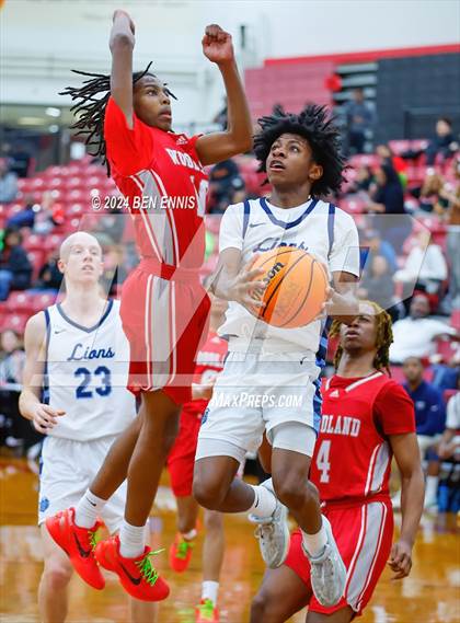 Thumbnail 2 in Lovett vs. Woodland (Region 5-AAAA Tournament) photogallery.