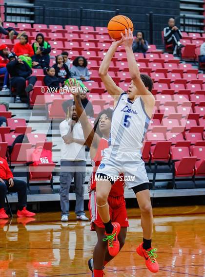 Thumbnail 1 in Lovett vs. Woodland (Region 5-AAAA Tournament) photogallery.