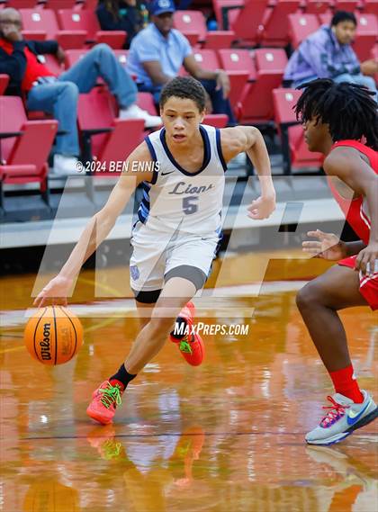 Thumbnail 1 in Lovett vs. Woodland (Region 5-AAAA Tournament) photogallery.