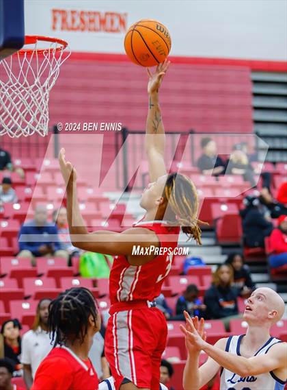 Thumbnail 1 in Lovett vs. Woodland (Region 5-AAAA Tournament) photogallery.