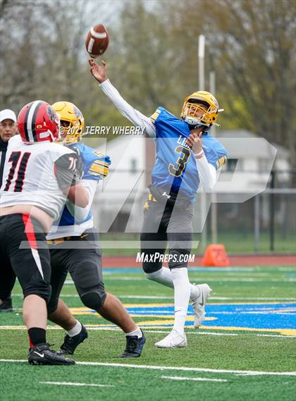 Thumbnail 2 in Niagara-Wheatfield @ Lockport photogallery.